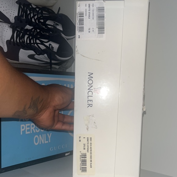 Moncler rainboots - Picture 8 of 8